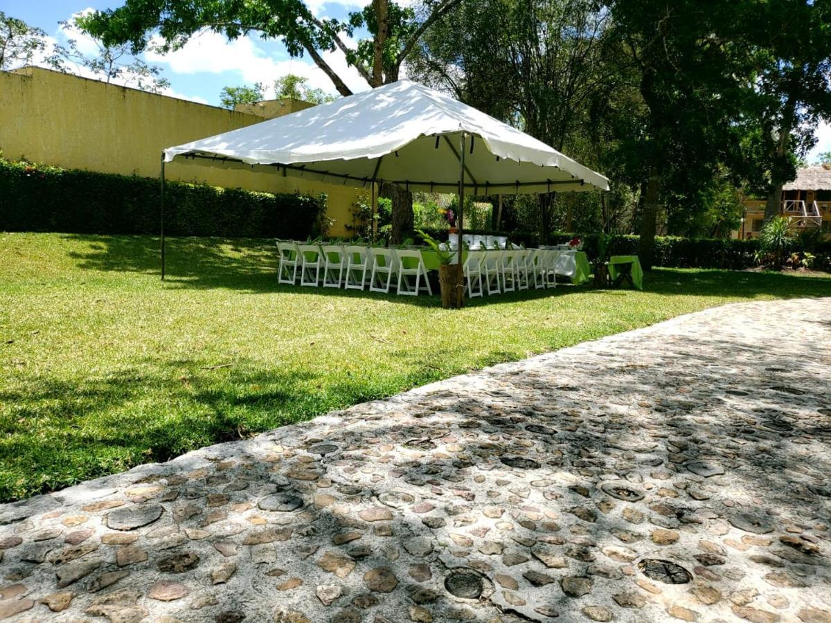 Hotel Villas Chicanna Bagian luar foto
