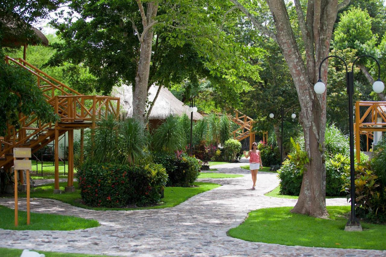 Hotel Villas Chicanna Bagian luar foto