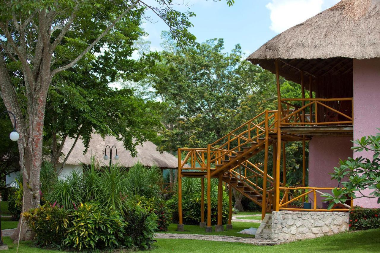 Hotel Villas Chicanna Bagian luar foto