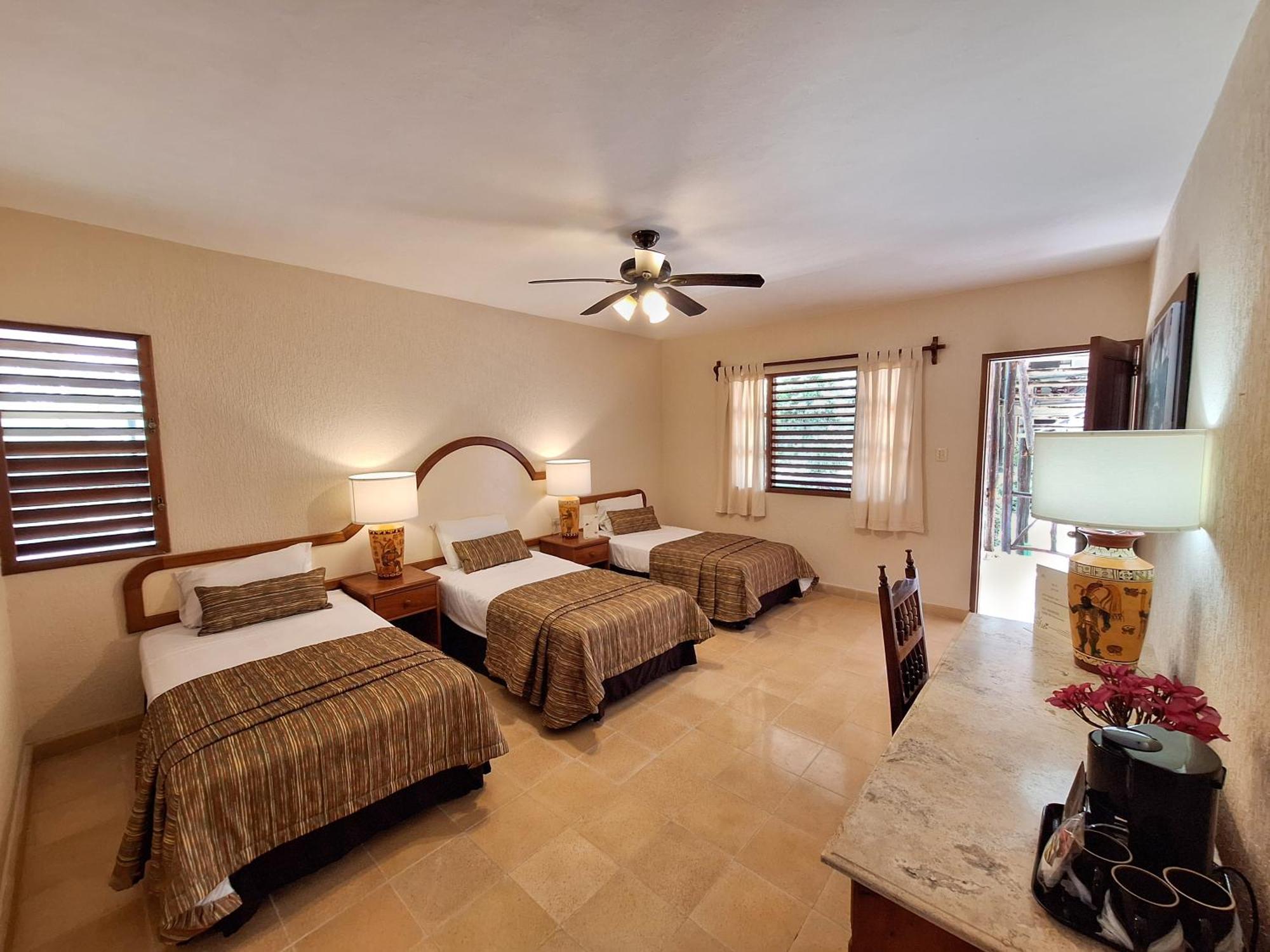 Hotel Villas Chicanna Bagian luar foto