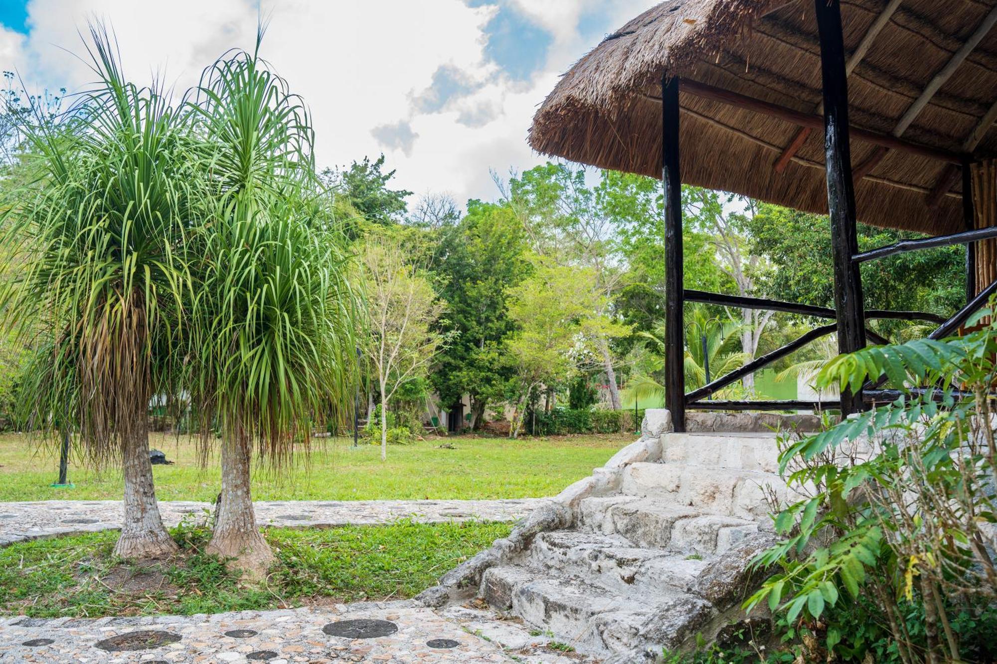 Hotel Villas Chicanna Bagian luar foto